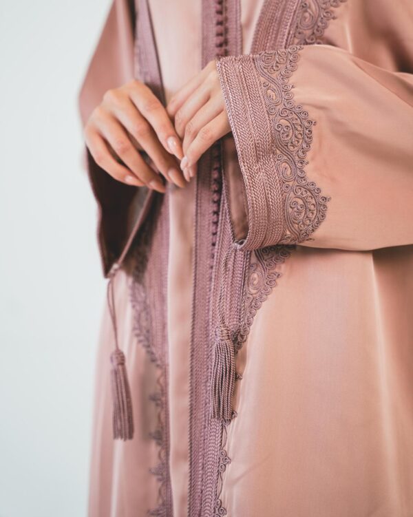Rose gold silk two-piece caftan - Image 2