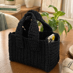 Pocket Classic Crochet Bag